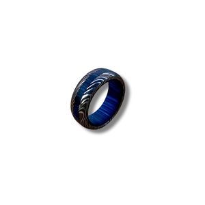 Bague en acier Damas de haute qualité, faite à la main, alliance de mariage, finition martelée, fabrication directe OEM, bijoux personnalisés, couleur personnalisée - Product Image 1