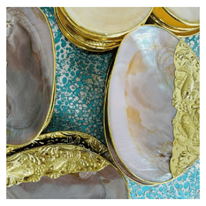 Plateau en nacre fait à la main, plateau en coquille pour la décoration de la maison, présentation de collations, service et cadeaux de vente au détail, fabriqué au Vietnam - Product Image 1