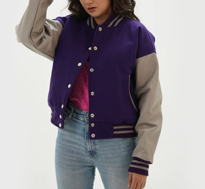 Chaqueta universitaria de lana para mujer al por mayor con diseño tejido bordado Color personalizado y manga larga transpirable de alta calidad - Product Image 3
