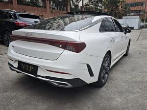 Kia K5 2021 270T CVVD Édition Huanxin d'occasion - Authentique Kia, Conduite Quotidienne Fiable - Product Image 4