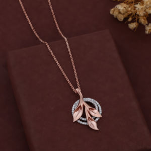 จี้เพชรโมอิสซาไนต์เกรดดีที่สุด พร้อมความเปล่งประกายระดับสูงที่เป็นเอกลักษณ์ สำหรับการใช้งานแฟชั่นระดับพรีเมียม มีจำหน่ายในราคาขายส่ง - Product Image 3