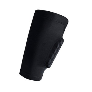 Espinilleras de fútbol de compresión EVA con logotipo personalizado, espinilleras ajustables para pantorrilla, protectores cálidos para piernas para jugadores de fútbol, protección infantil - Product Image 6