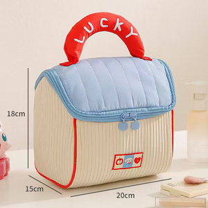 Bolsa de Almacenamiento de Cosméticos Portátil de Moda, de Nailon Acolchado con Cierre de Cremallera en Color Caramelo, de 20-35L, con Asa Suave - Product Image 2