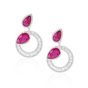 Pendientes de Diamantes con Halo de Rubíes - Product Image 1