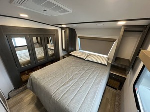 Nueva Caravana F-o-r-e-s-t R-i-v-e-r I-m-p-r-e-s-i-o-n 315MB 2025 en Venta para Camping y Viajes - Product Image 3