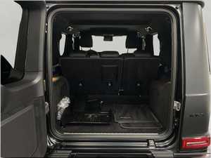 Mercedes-Benz Clase G AMG G 63 4MATIC Turbo R20 2025 Usado en Buenas Condiciones, con Tapicería de Cuero Oscuro y ACC - Product Image 4