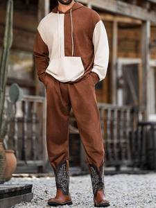 Ensemble survêtement homme marron et crème contrastant avec sweat à capuche et pantalon assorti – Vêtements OEM ODM en gros - Product Image 5