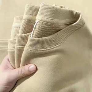 เสื้อสเวตเชิ้ตคอโอแบบใหม่สำหรับฤดูหนาว ผู้ชาย สีพื้นเรียบ น้ำหนัก 360 กรัม ผลิตจากโพลีเอสเตอร์/คอตตอน แขนยาว ปลายแขนแบบริบ ปักลายตามสั่ง - Product Image 6