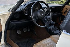 Alfa Romeo Spider Graduate de 1987 usado en excelentes condiciones - Product Image 3
