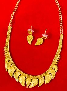 24K Plaqué Or Vintage Dubai Mode Bijoux Collier Ensemble Boucles D'oreilles Bracelets Peignes Broches Cuivre Matériel pour Allemagne Bulgarie - Product Image 4