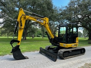 Mini-excavatrice JCB puissante de 1,2 à 6 tonnes, sur chenilles, pour usage domestique, qualité supérieure, construction robuste, options de livraison rapide, moteur. - Product Image 6