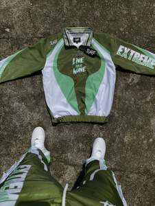 Survêtement à capuche streetwear coupe-vent pour hommes, en nylon et polyester, logo personnalisé, pantalon deux pièces, léger, coupe-vent - Product Image 6