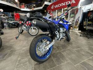 Superventas 2025-2026 - Motocicleta Supermoto Nueva Suzuki DR-Z400SM 398 cc, 1 Cilindro, 4 Tiempos, Garantía de 3 Años, Ensamblada y Lista para Usar - Product Image 5