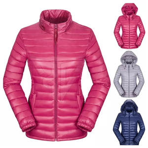 Veste matelassée imperméable et respirante à capuche pour femme, en nylon/polyester tricoté avec rembourrage en polyester, fabriquée en usine - Product Image 3