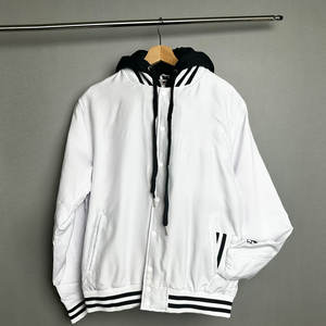 Fabricant OEM, veste universitaire personnalisée pour homme, manches en cuir, chaude, style lycée, hiver. - Product Image 1