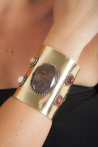 Direct Factory Sale-Fashionable Handmade Diamond-Embellished Resin & Brass <b>Bangle</b> <b>Set</b> Stylish Metal <b>Bangles</b> for Women for Gift - Product Image 2