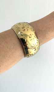 กำไลข้อมือทองเหลืองดิบ MS Handicraft รุ่น Ms-wc-001 ขนาด 69 มม. แบบฝังลายช่อง ดีไซน์ทันสมัย ทำมือ - Product Image 4