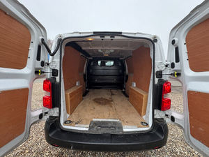 TOYOTA PROACE 2023 USADO, Volante a la Izquierda/Derecha - Product Image 5