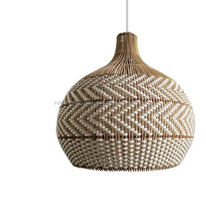 Lámpara Colgante Vintage de Ratán y Hierro Forjado, Hecha a Mano, con LED, Color y Tamaño Personalizables - Product Image 6