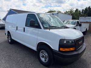 Precio bajo, GMC Savana 2500 2023, auto usado en venta - Product Image 4