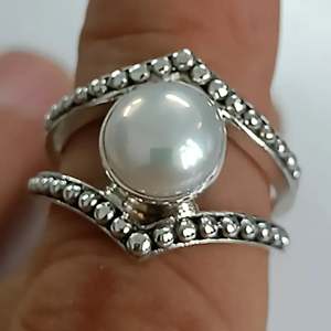 Navya Craft Handmade 925 Sterling <b>Silver</b> Freshwater Pearl <b>Statement</b> <b>Ring</b> Boho June Birthstone Jewelry with Sizes 4 13 for Women - Product Image 4