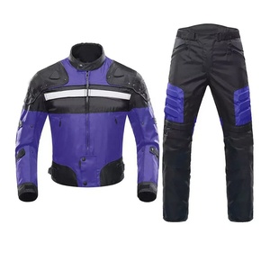 Traje de Motocicleta de Cuero Genuino Ligero con Logotipo Personalizado a Precio de Fábrica al por Mayor, Traje de Motocicleta de Primera Calidad para Hombre - Product Image 1