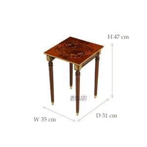 Ensemble de tables gigognes classiques de luxe avec incrustations en bois faites à la main et détails en laiton pour une décoration intérieure élégante - Product Image 5
