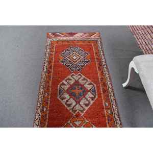 Alfombra Turca de 2.8x9.5 pies, Alfombra Ikat Roja Vintage - Product Image 4