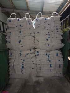 Carbonate de Calcium en Poudre Blanche Qualité Industrielle Pureté 98% Marque Nhat Thang VNT7 Origine Nghe An pour Applications Peinture et Plastique - Product Image 2