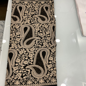 Tela bordada de terciopelo Premium para vestidos de novia Sarees Lehengas y vestidos de diseñador Textil de lujo suave - Product Image 5