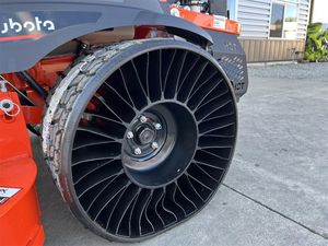 Tondeuse à gazon Kubota Z781i, machine à couper l'herbe à essence, prix d'usine, vente en gros - Product Image 5