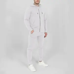 Trajes de chándal unisex ajustados de poliéster de secado rápido para entrenamiento de verano, ropa de gimnasio con logotipo impreso, ropa deportiva para correr para adultos a prueba de viento - Product Image 4