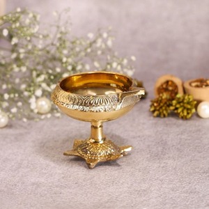 Brûleur d'encens classique en laiton lisse pour les bureaux, offrant une ambiance rafraîchissante avec un parfum naturel doux - Product Image 2