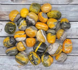 Piedras talladas de jaspe de abejorro Natural al por mayor, cristal grabado de alta pulido, piedras a granel de alta calidad, Feng Shui Love Home - Product Image 5