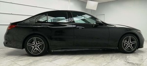 Mercedes-Benz Clase C C 300 4MATIC 2024 Negro Usado, Turbo Automático, Llantas de Aleación, Asientos de Cuero, Sistema de Navegación, Panorámico - Product Image 3