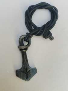 2024Nordic Vikingสร้อยคอรองเท้าม้าจี้เครื่องประดับบุรุษและสตรีViking Pedantสแตนเลสสร้อยคอNordicแฟชั่นเครื่องประดับ - Product Image 5