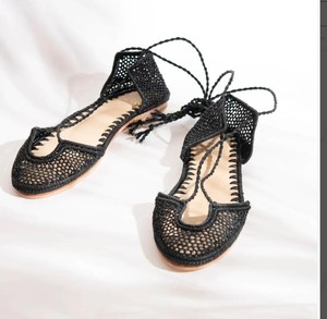 Des chaussures en raphia. La chaussure en raphia. Sandales Raphia. Fait main - Product Image 1