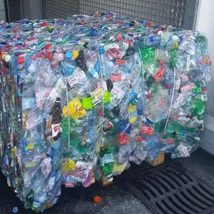 100 % klarer PET-Flaschenschrott in Ballen gemischte Farben Kunststoffschrott 100 % recycelbare PET-Flaschenschrott zu verkaufen