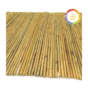 Poteaux de bambou lisses pour la décoration d'événements, la conception de restaurants et l'aménagement paysager - Product Image 1