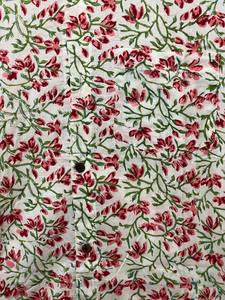 Chemise à manches courtes authentique 100% coton pour homme, imprimée à la main avec des motifs floraux |   Textile fait main |   Vente en gros - Product Image 4