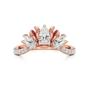 แหวนเพชรกลีบดอกไม้เอเวลีน บลูม - เครื่องประดับหมั้นลายดอกไม้ - Product Image 3