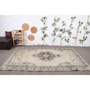 Grand tapis vintage 5,6x9,2 pieds, tapis turc beige en laine persane - Product Image 2