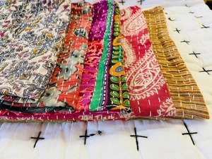 Serviettes de table en coton cousues à la main Kantha Décoration de table classique bohème Serviettes en lin imprimées de haute qualité Mix Match assorties - Product Image 1