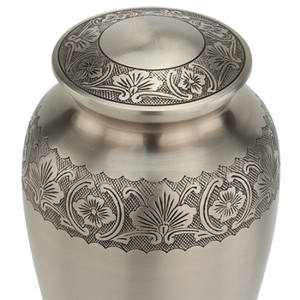 Urna Funeraria de Peltre para Cenizas Humanas con Elegantes Bandas Grabadas en Negro, Urna Conmemorativa de Metal para Funerales, Recuerdo para Venta al por Mayor - Product Image 4