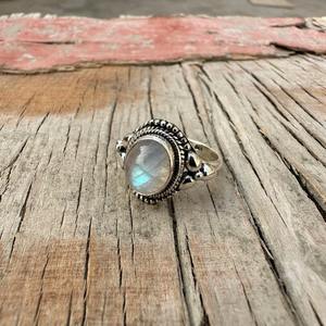 เครื่องประดับแหวนคลาสสิกสำหรับผู้หญิงเครื่องประดับเงินสไตล์ Boho 925สเตอริงเงินมูนสโตนพลอยแฮนด์เมดของขวัญสำหรับภรรยา - Product Image 3