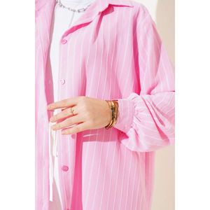 เสื้อเชิ้ตโอเวอร์ไซส์ลายทางลินดาสีชมพู - Product Image 1