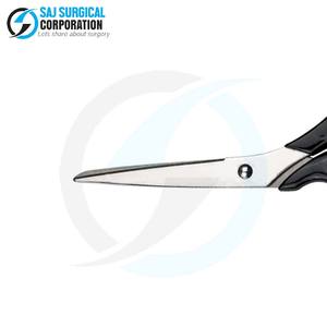 Ciseaux ménagers de qualité professionnelle en acier inoxydable allemand Lames ultra tranchantes pour des tâches de coupe précises - Product Image 5