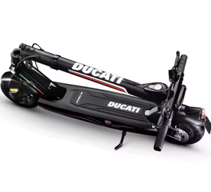 Trottinette électrique GT2 E Scooter puissante pour adultes 6000W Tout neuf - Product Image 1