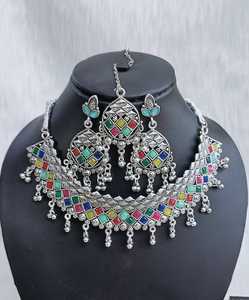 Top demandé à la main Floral oxydé alliage tour de cou et boucles d'oreilles collier ensemble pour les mariées fête de mariage fiançailles à la mode meilleur prix - Product Image 6