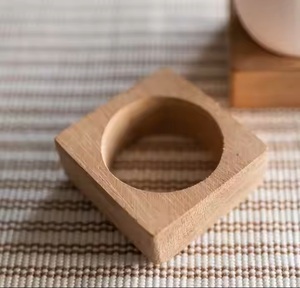 Ronds de serviette en bois faits à la main Fini lisse et durable pour les repas de tous les jours Occasions spéciales Mariages Fêtes pour contenir des serviettes - Product Image 5